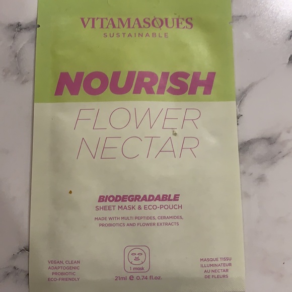 Vitamasques/ Nourish Flower Nectar & Glow Juicy Berries - Picture 2 of 7